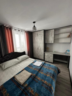 1977 GUEST house